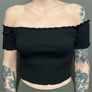 New Look Black Off-Shoulder Crop Top